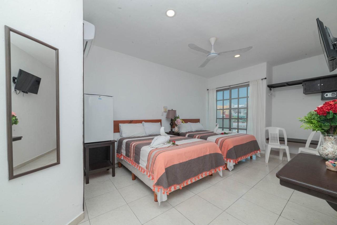 Hotel La Triguena Isla Mujeres Exteriör bild