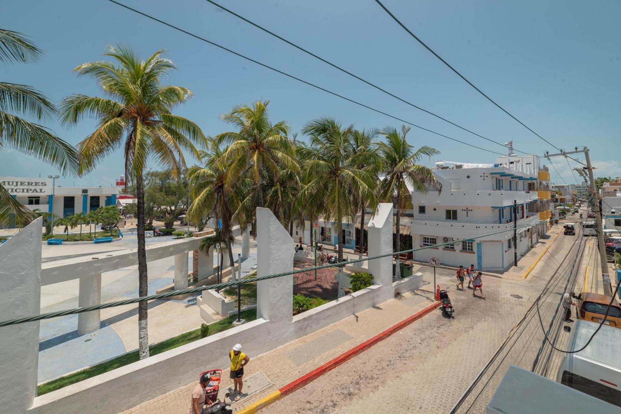 Hotel La Triguena Isla Mujeres Exteriör bild